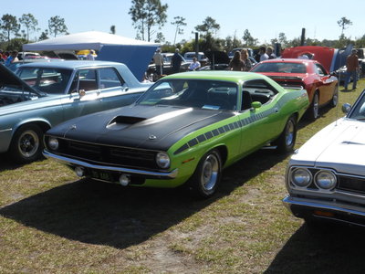 MoparShow2012092.jpg