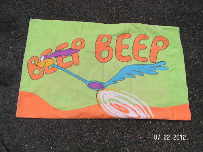 Roadrunnerpillowcase.jpg Roadrunnerpillowcase.jpg