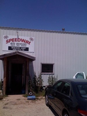 speedway auto sign.JPG