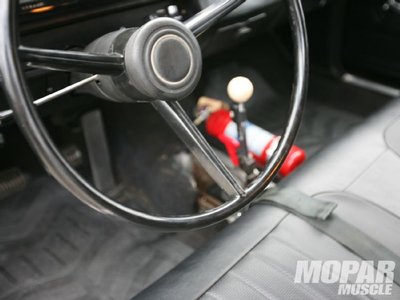 mopp-1211-10-o-plymouth-road-runner-web-exclusive-steering-wheel.jpg