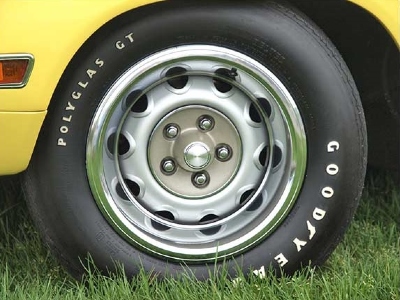 1970-plymouth-superbird-wheels.jpg