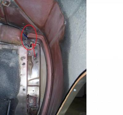 missingbolt.jpg missingbolt.jpg