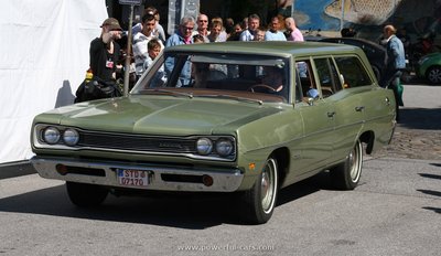 1969-coronet-station-wagon-11.jpg