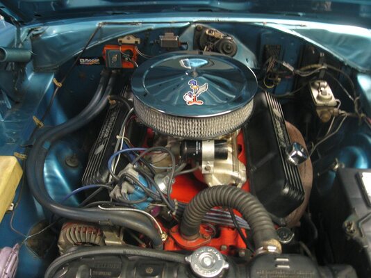 Road Runner 2   383 Motor.JPG Road Runner 2   383 Motor.JPG