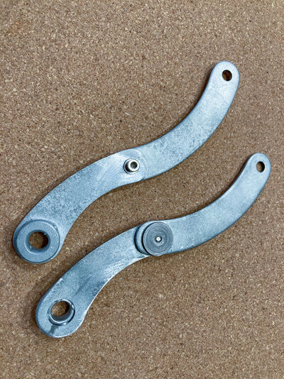 A-G lid arms.jpg A-G lid arms.jpg