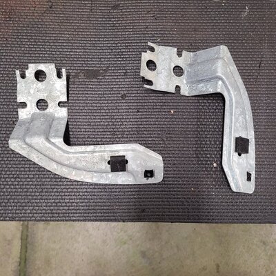 window brackets.jpg window brackets.jpg