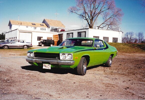 74 road runner front.jpg