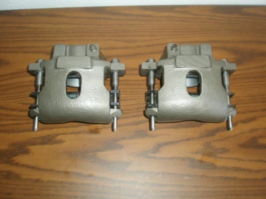 72 B Body Disc Brakes 007 (Small).JPG 72 B Body Disc Brakes 007 (Small).JPG