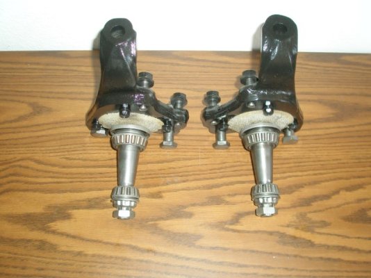 72 B Body Disc Brakes 012 (Small).JPG 72 B Body Disc Brakes 012 (Small).JPG