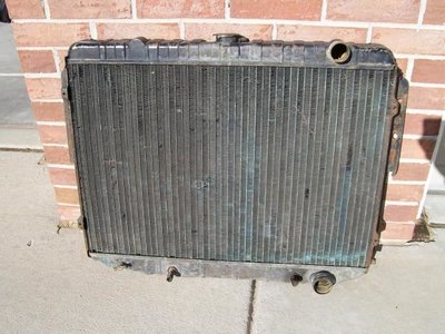 Chrysler radiator #3673953 003.jpg Chrysler radiator #3673953 003.jpg