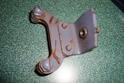 rr horn bracket.jpg