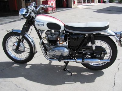 Triumph 0000a12.jpg