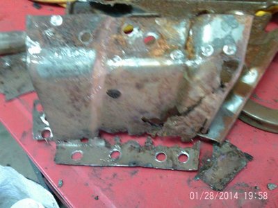 RRUNNER RH HINGE BRACKET023.jpg