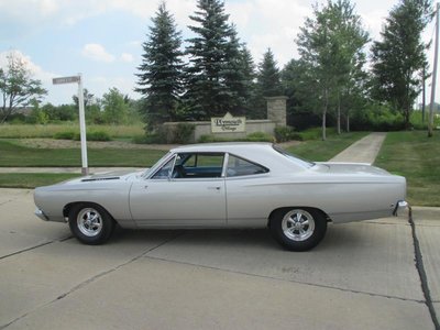 1968 Plymouth road runner